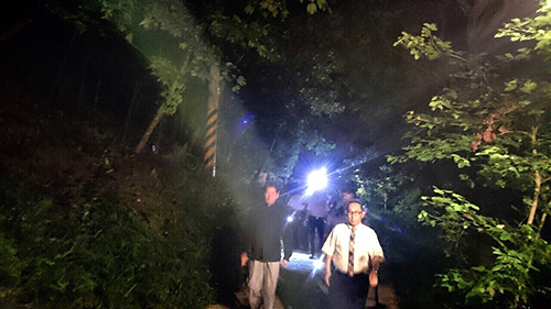 中村尚雄醫學博士,及與會者受䕃彌勒藍寶法輪庇護,及自性光普照。